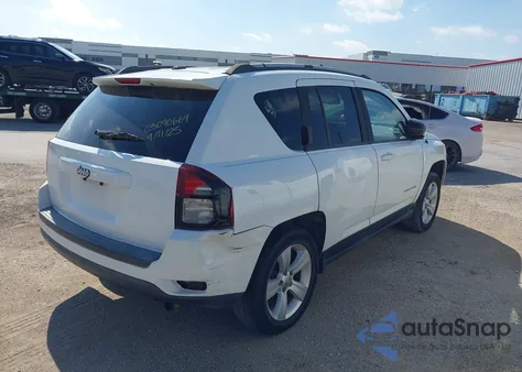 2016 Jeep Compass Sport z USA, uszkodzony, nr VIN 1C4NJCBA5GD666509